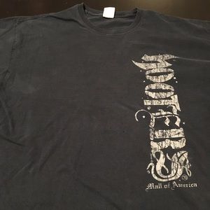 Mall of America Hooters t shirt XL